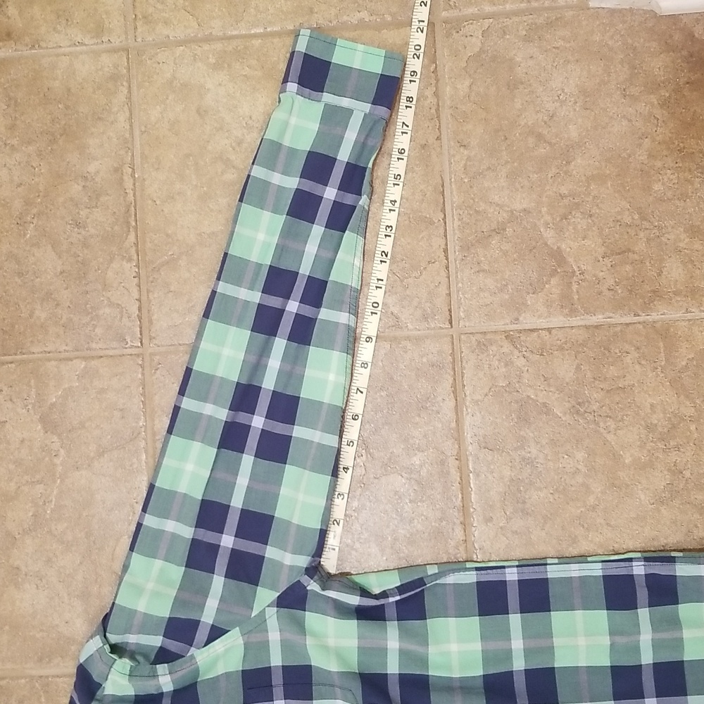 American Eagle Button Down Medium - Picture 8 of 9